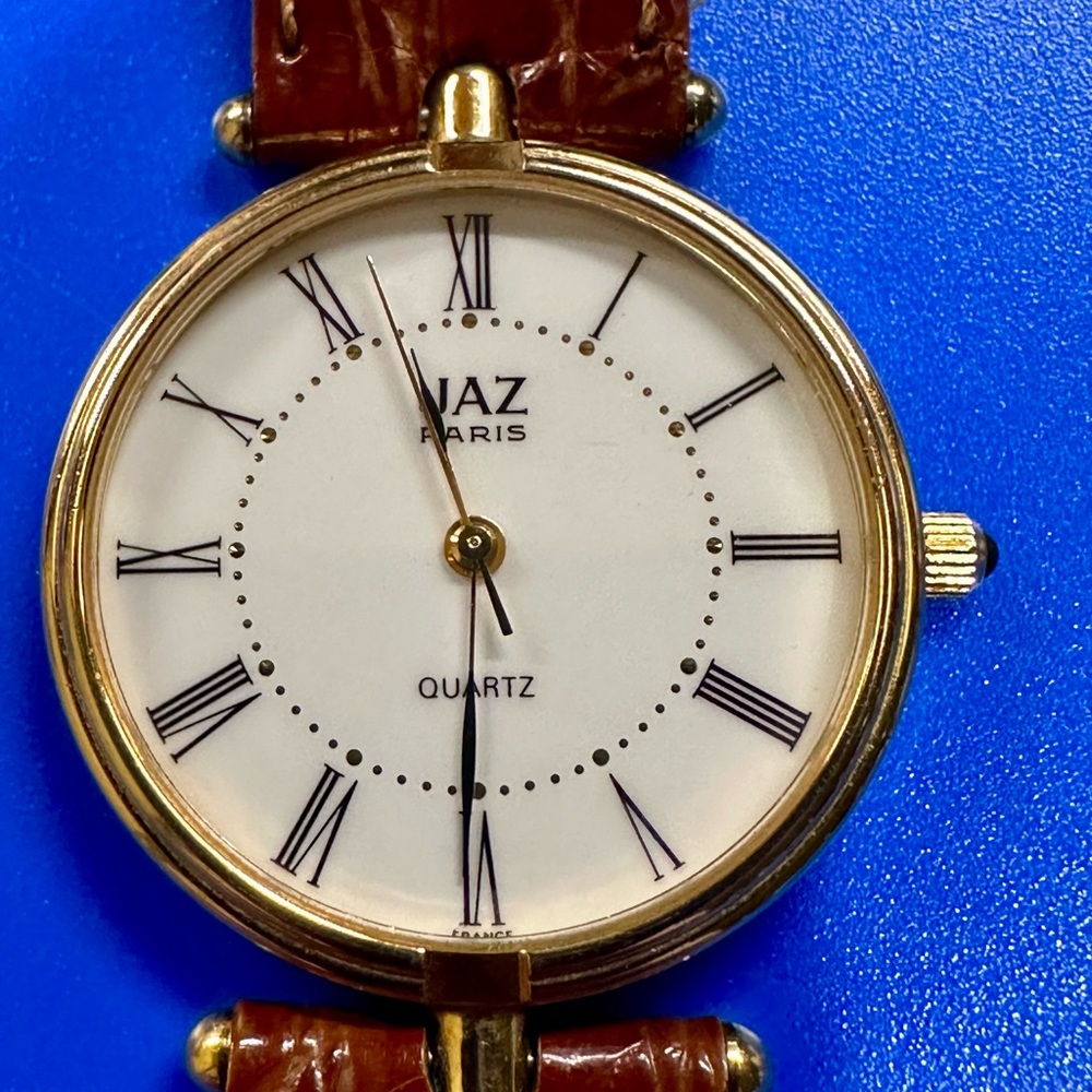 JAZ PARIS VINTAGE MENS WATCH